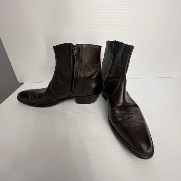 Laredo, Brown size 12D, 576742266 made in the USA